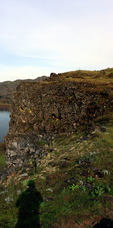 [Cliff of Rowena Plateau]